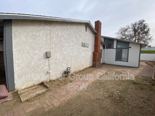 Foto del edificio - 7128 Idyllwild Ln