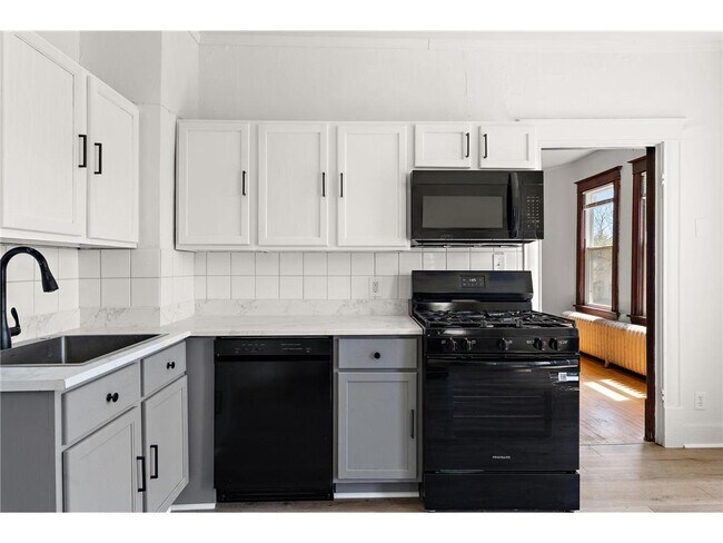 Foto del edificio - 2703 N Humboldt Ave