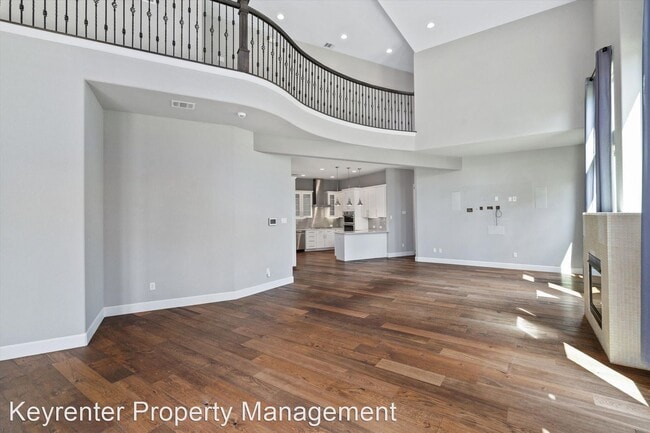 Building Photo - 4 br, 2.5 bath House - 1614 Cedar Bend Dr