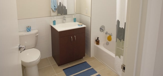 Interior Photo - 55 S Essex Ave