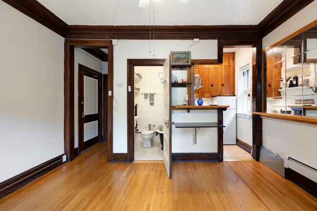 Interior Photo - Ashland Apartments