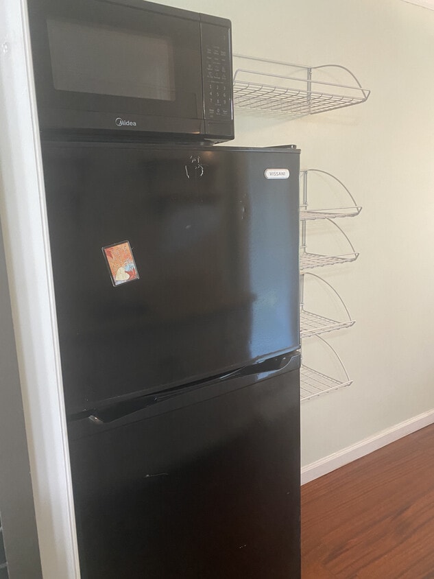 Building Photo - 55 Hawi Rd