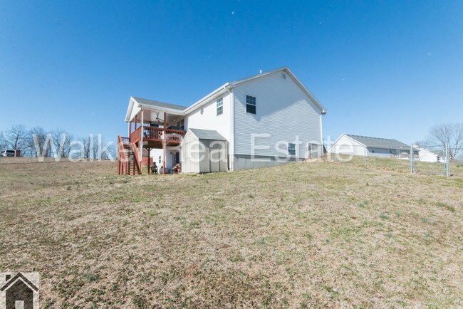 Foto del edificio - 19596 Lilly Ln