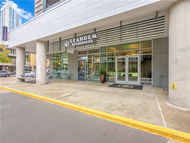 Foto del edificio - 222 West Ave
