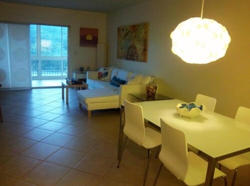 Foto del edificio - 6530 N Ocean Blvd
