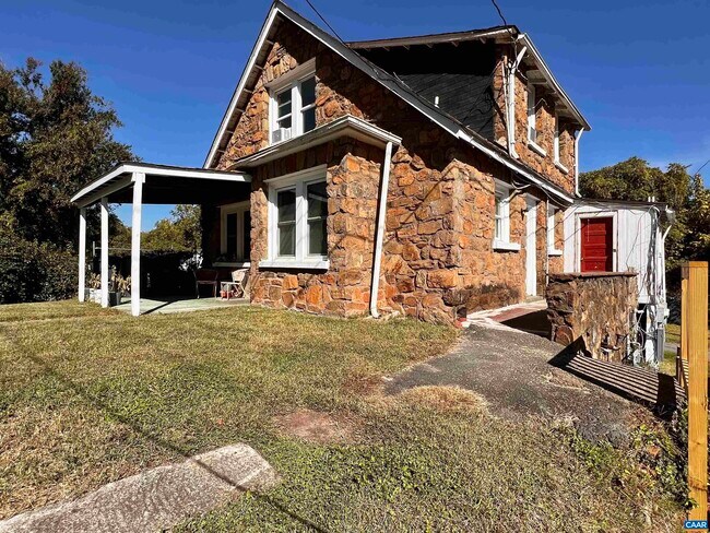Building Photo - 1009 Carlton Ave