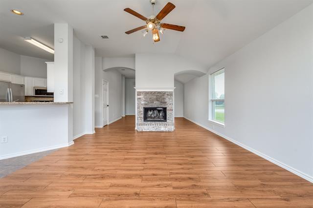 Building Photo - 1103 Twin Lakes Dr