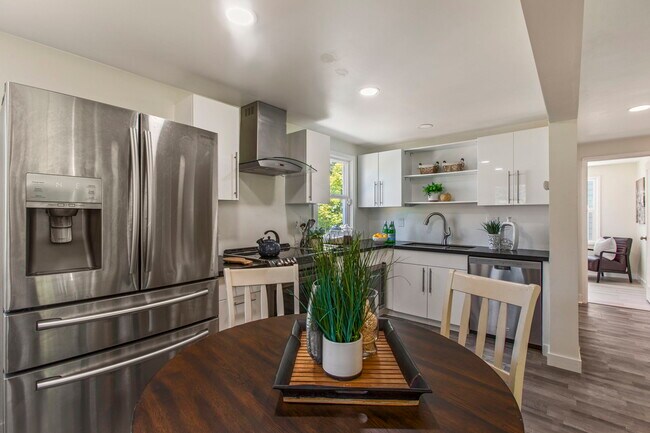Foto del edificio - 6904 S 124th St