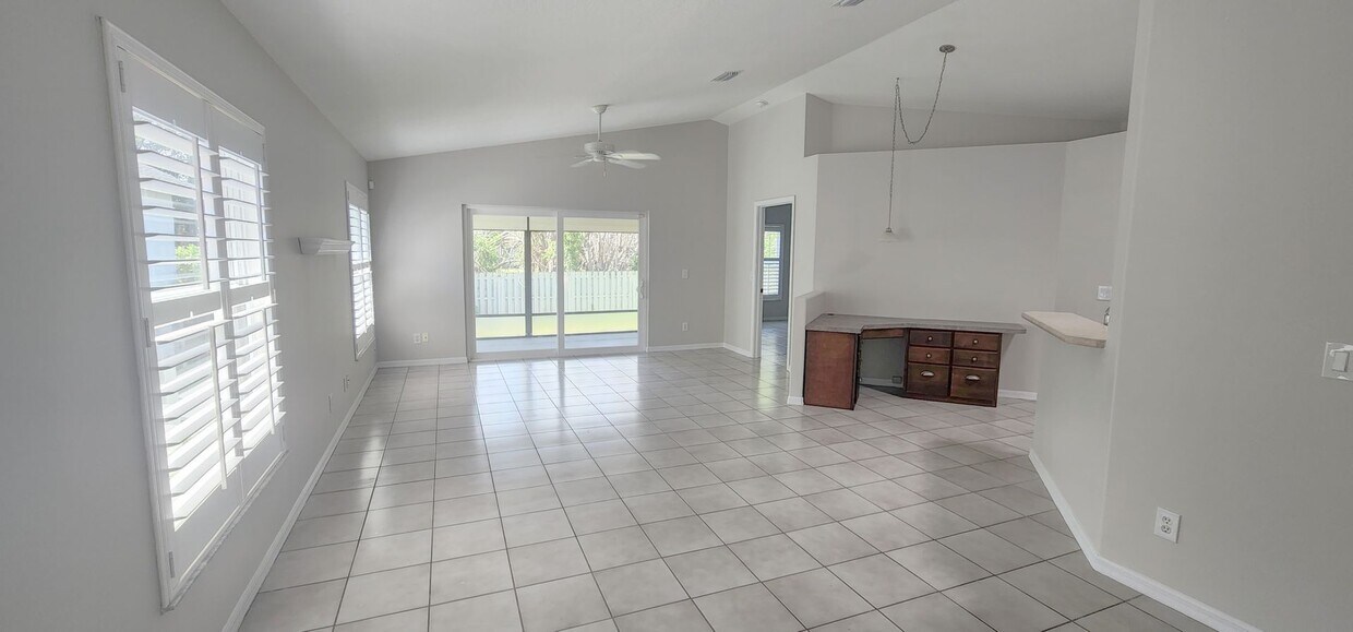 Primary Photo - BEAUTIFUL 2/2 IN CATALINA OAKS- VERO BEACH