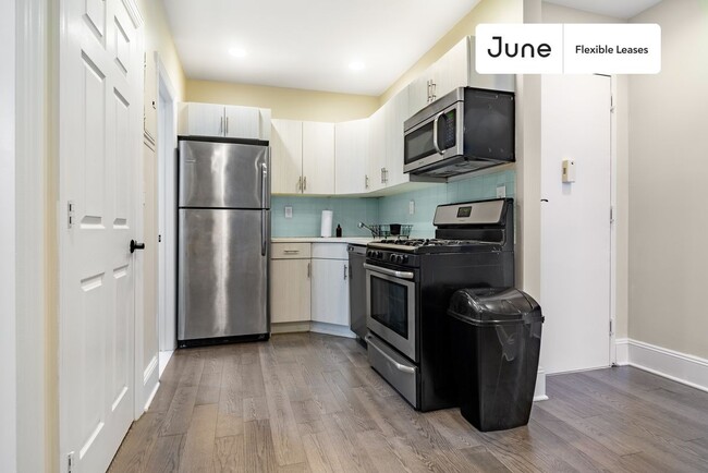 Foto del edificio - 345 E 21st St