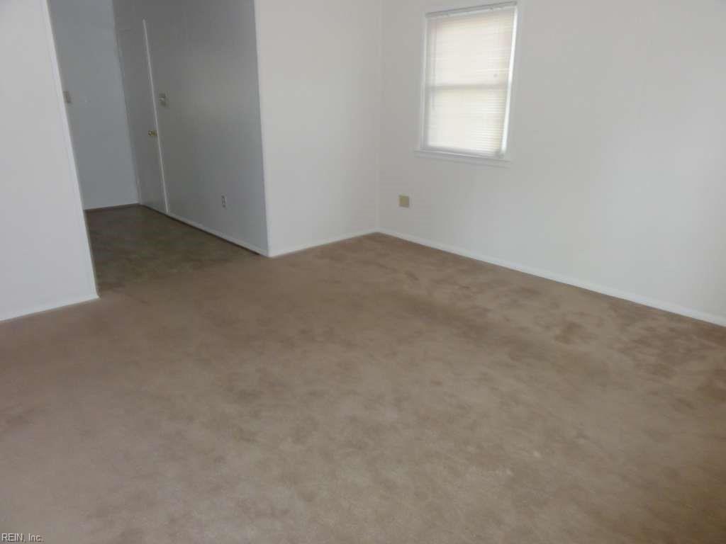 1015 Rollins Cir, Hampton, VA 23663 House Rental in Hampton, VA