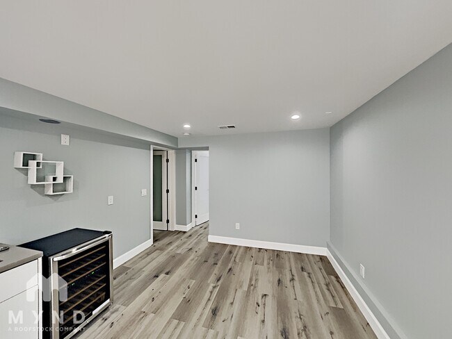Foto del edificio - 77 Westfield Ave