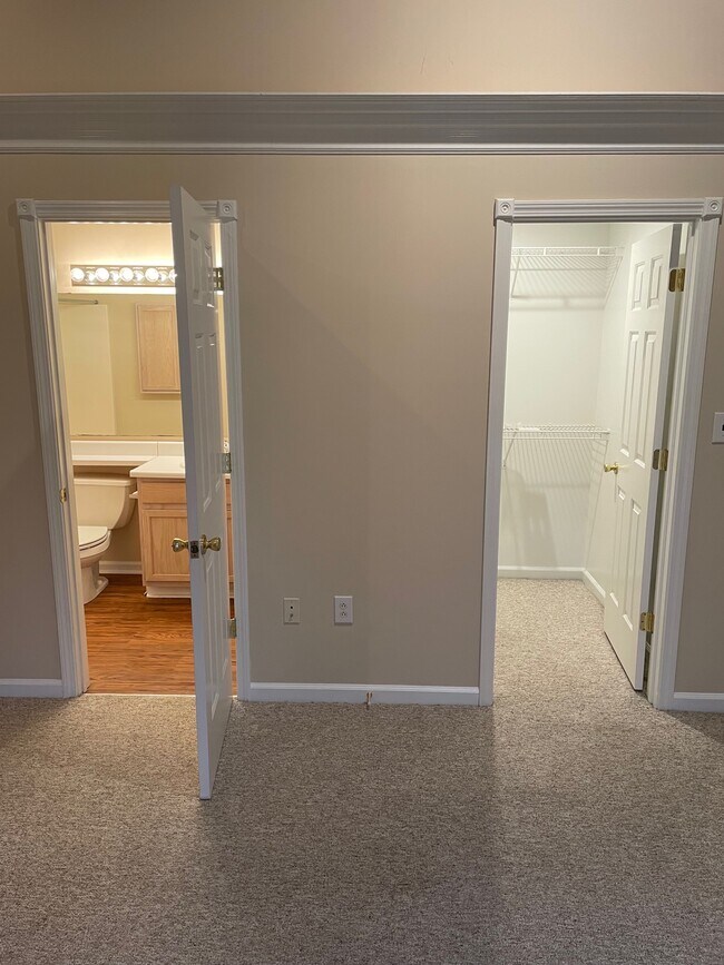 Foto del edificio - 11032 Central Ave