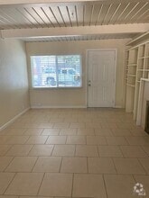Building Photo - 732 Georgia Way