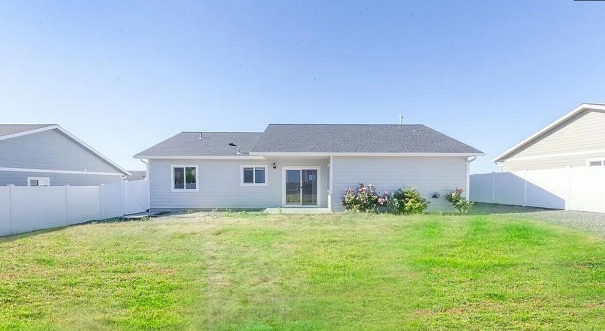 Foto del edificio - Beautiful One-Level House in New Neighborhood