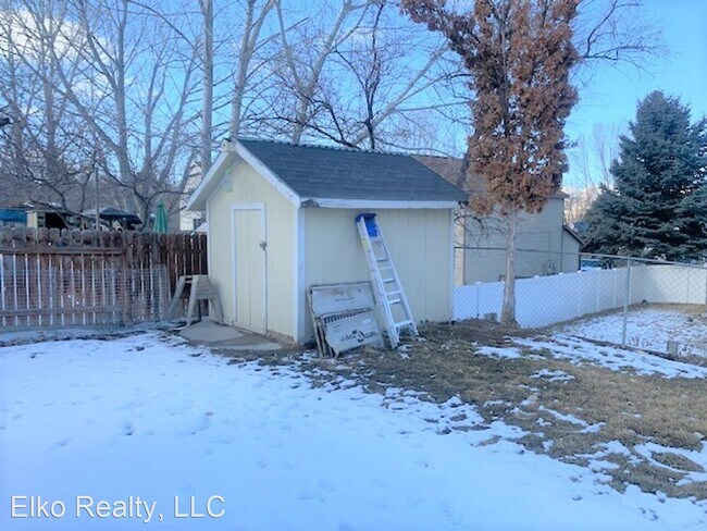 Building Photo - 3 br, 2 bath House - 1922 Sierra Drive