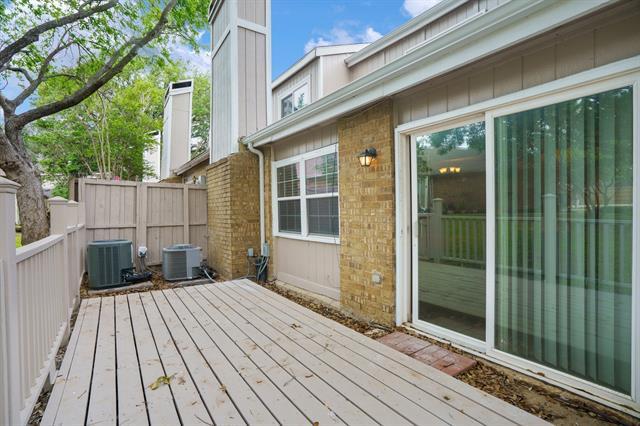 Building Photo - 2716 Creekwood Ct