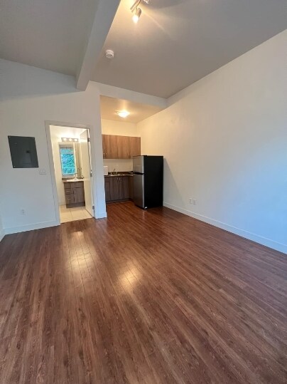 Photo du bâtiment - 971-971 Finlayson St