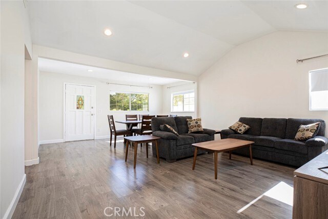 Building Photo - 2813 Los Olivos Ln