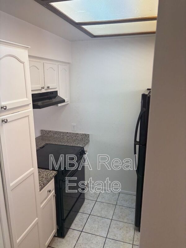 Foto del edificio - 11666 N 28th Dr