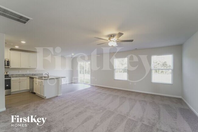 Foto del edificio - 5309 Wolfridge Ave