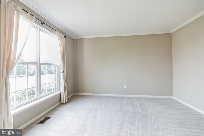 Building Photo - 5695 Adamstown Rd