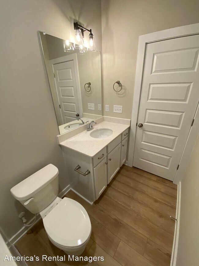 Foto del edificio - 4 br, 2 bath House - 70 Avalon Way