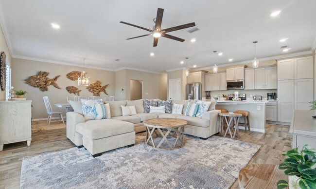 Building Photo - 6598 Carlinga Dr