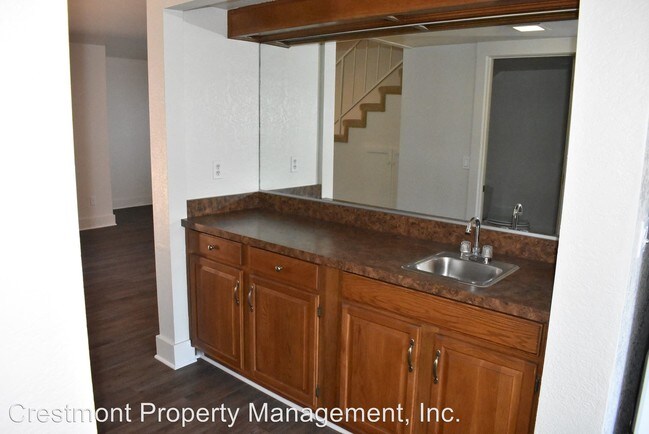 Foto del edificio - 3 br, 2.5 bath House - 835 E Avenue Unit E