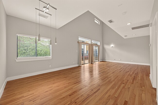 Foto del edificio - 4108 Spencer St