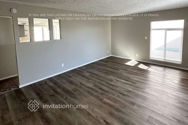 Foto del edificio - 3150 W Christy Dr