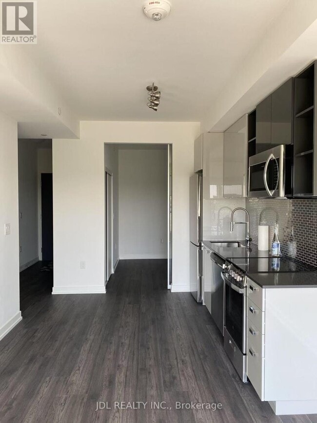 Building Photo - 10 De Boers Dr