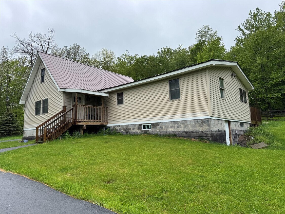 Foto principal - 405 Burnt Hill Rd