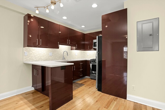Photo - 550 Connecticut Ave (Norwalk, CT) Apartment