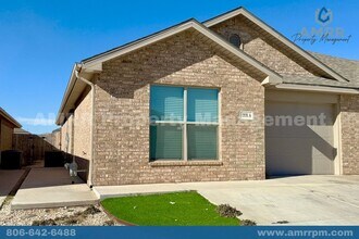 Building Photo - 2121 N Avenue J