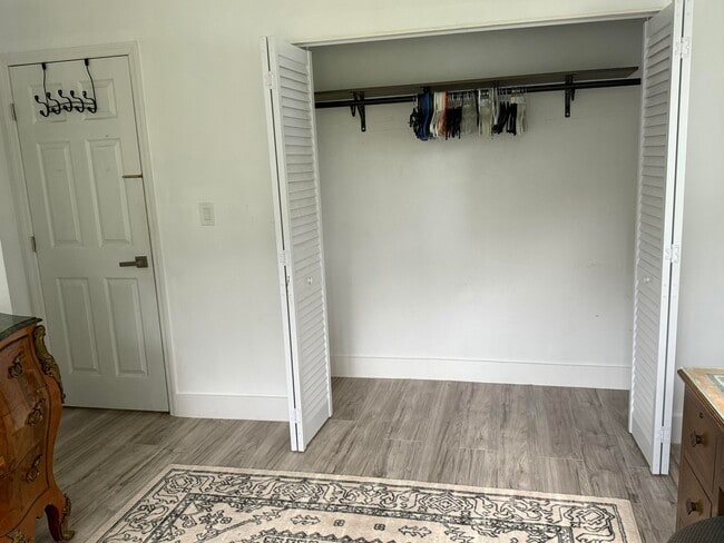 Foto del edificio - 6801 NW 32nd Ave