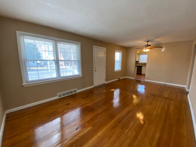 Foto del edificio - 213 Wisconsin Ave