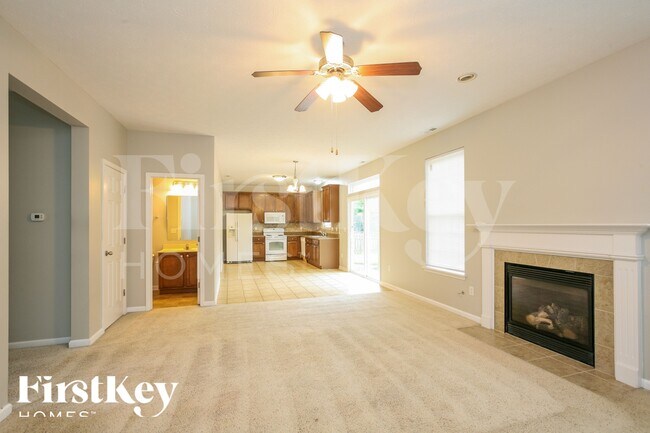 Foto del edificio - 13858 Ellsworth Ln