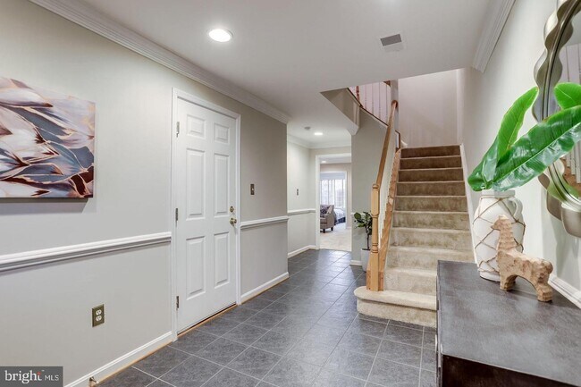Building Photo - 11441 Sherwood Forest Way