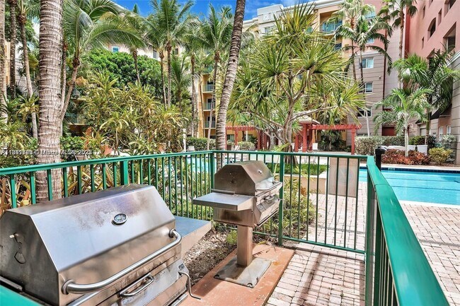 Foto del edificio - 6001 SW 70th St