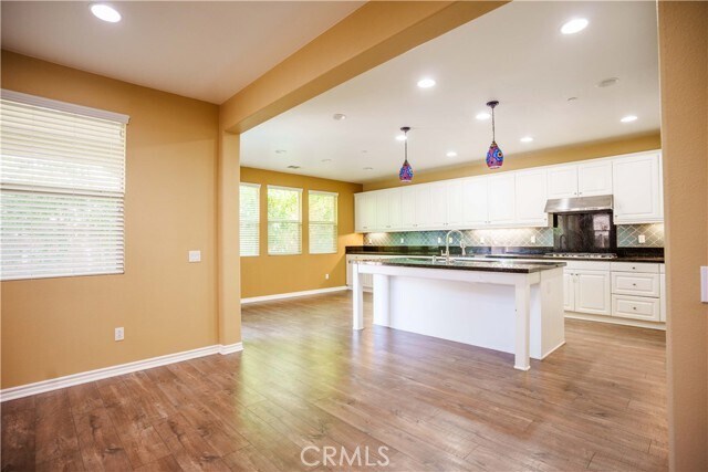 Building Photo - 9929 Orchard Dr