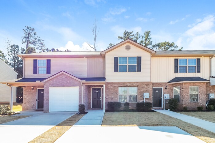 Primary Photo - 2215 Marlin Dr