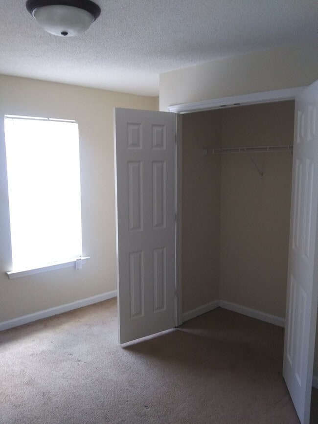 Building Photo - 3941 Rodnor Forest Ln