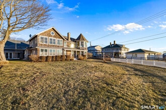 Building Photo - 5 Middle Beach Rd