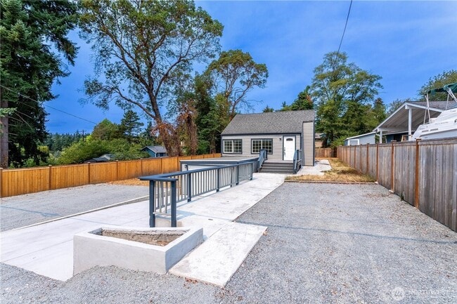 Building Photo - Beautifully Renovated 4-Bedroom Home in Desirable Arbor Heights!