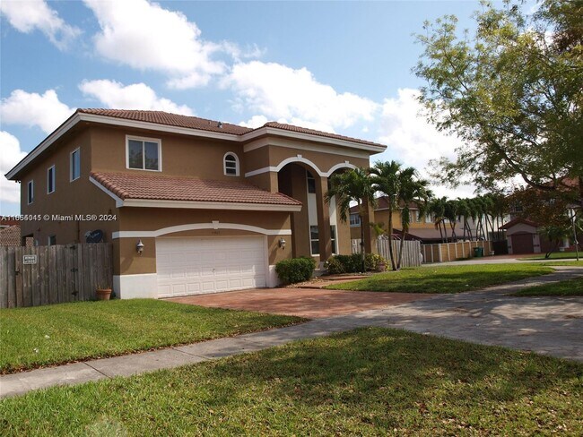 Foto del edificio - 14905 SW 34th St