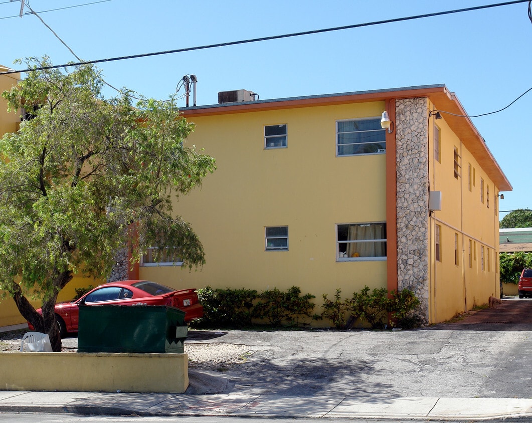 Primary Photo - 1542 NW 3rd St