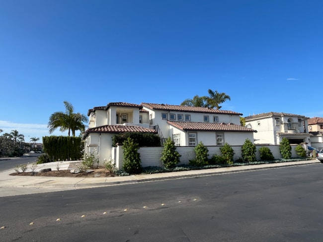 Foto del edificio - 7437 Magellan St