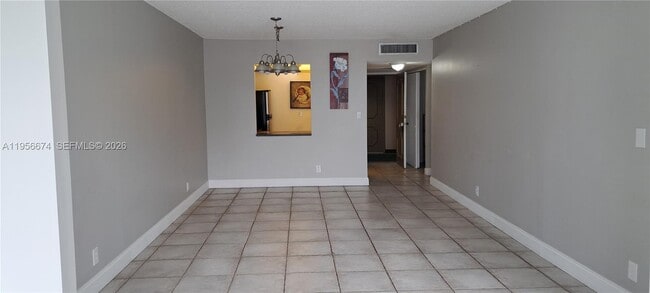 Foto del edificio - 701 Three Islands Boulevard