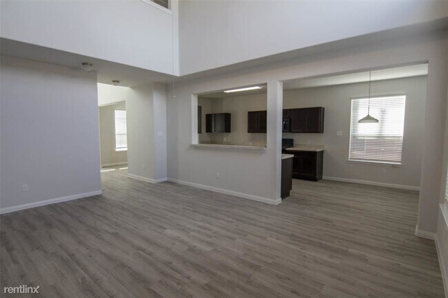 Foto del edificio - 4 br, 2.5 bath House - 17206 Cory Cornell Ln